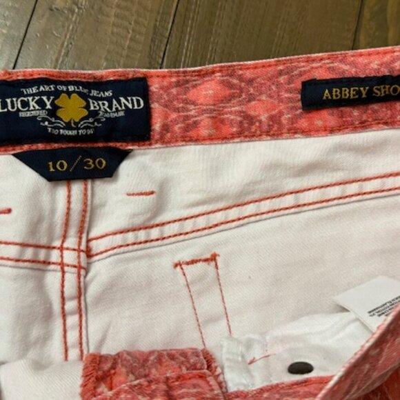 Lucky Brand Abbey Frayed Shorts Pink Red Ikat Print Stretch Women's 10/30 - Picture 3 of 4